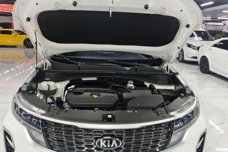 Used Kia KX5 2019 2.0L Automatic 2WD Comfort Edition Engine Bay