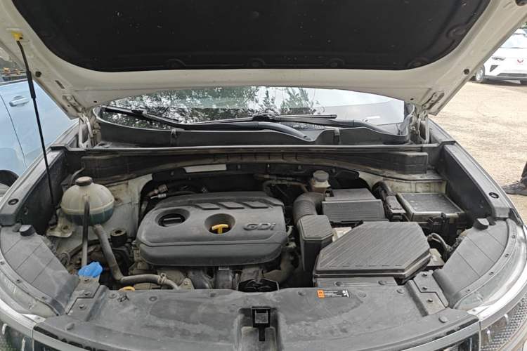 Used Kia KX5 2019 2.0L Automatic 2WD Comfort Edition Engine Bay