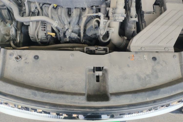 Used Kia KX5 2019 1.6T Automatic Two-Wheel Drive Luxury Edition Engine Bay