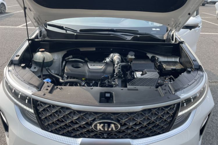 Used Kia KX5 2019 2.0L Automatic Two-Wheel Drive Fashion Edition Engine Bay