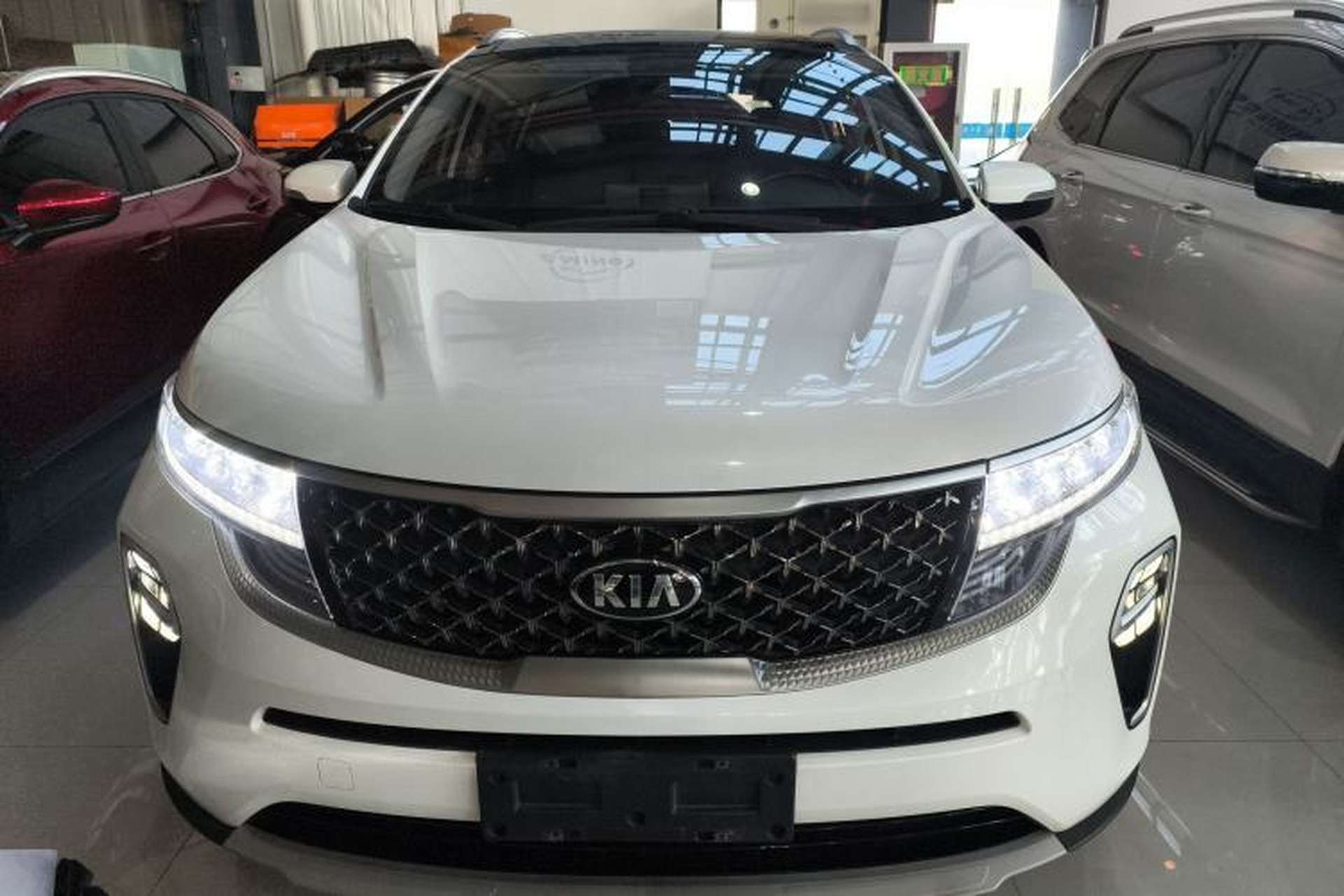 Used Kia KX5 2019 1.6T Automatic Two-Wheel Drive Luxury Edition Exterior 1