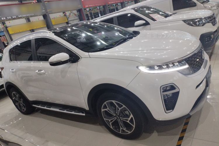 Used Kia KX5 2019 1.6T Automatic Two-Wheel Drive Elite Edition Exterior 2