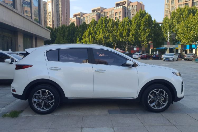 Used Kia KX5 2019 1.6T Automatic Two-Wheel Drive Luxury Edition Exterior 2