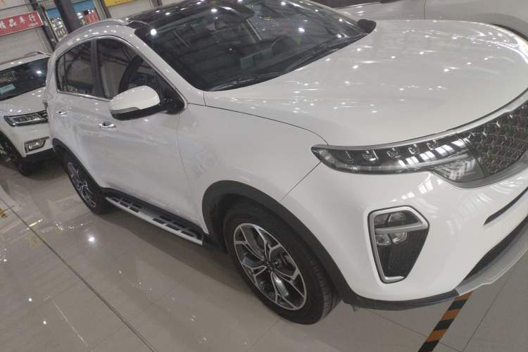 Used Kia KX5 2019 1.6T Automatic Two-Wheel Drive Elite Edition Exterior 2