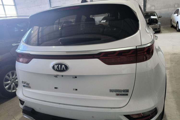 Used Kia KX5 2019 1.6T Automatic Two-Wheel Drive Luxury Edition Exterior 4