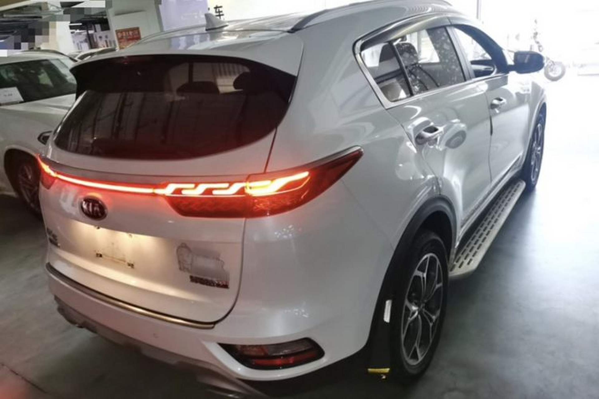 Used Kia KX5 2019 2.0L Automatic 2WD Comfort Edition Exterior 4