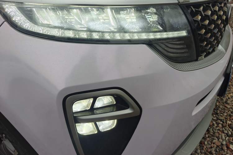 Used Kia KX5 2019 1.6T Automatic Two-Wheel Drive Luxury Edition Exterior 6