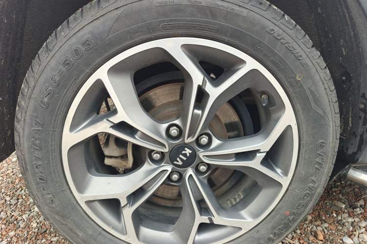 Used Kia KX5 2019 1.6T Automatic Two-Wheel Drive Luxury Edition Exterior 7