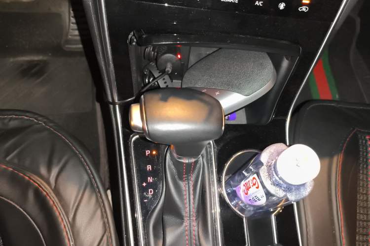 Used Kia KX5 2019 1.6T Automatic Two-Wheel Drive Luxury Edition Gear Lever