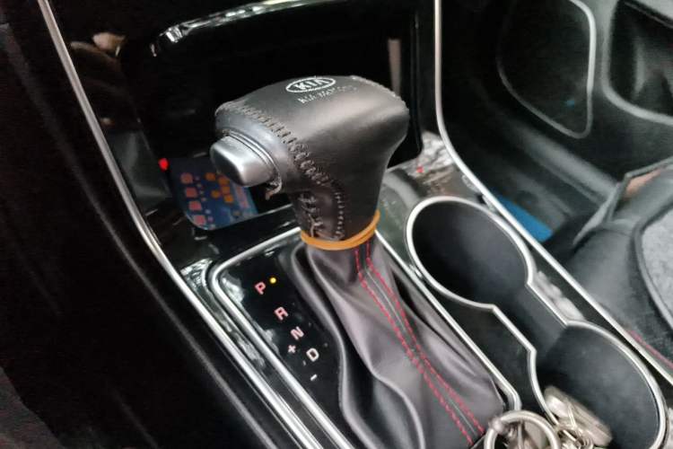 Used Kia KX5 2019 1.6T Automatic Two-Wheel Drive Luxury Edition Gear Lever