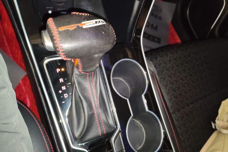Used Kia KX5 2019 1.6T Automatic Two-Wheel Drive Luxury Edition Gear Lever