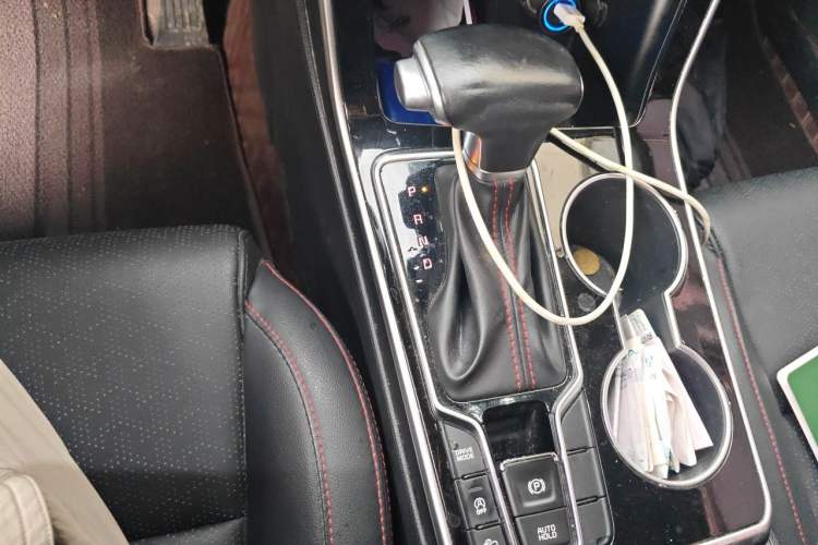 Used Kia KX5 2019 2.0L Automatic 2WD Comfort Edition Gear Lever