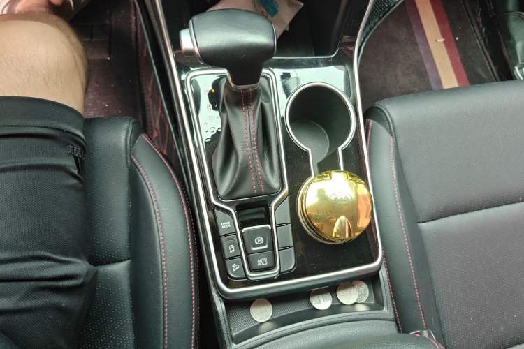 Used Kia KX5 2019 1.6T Automatic Two-Wheel Drive Luxury Edition Gear Lever