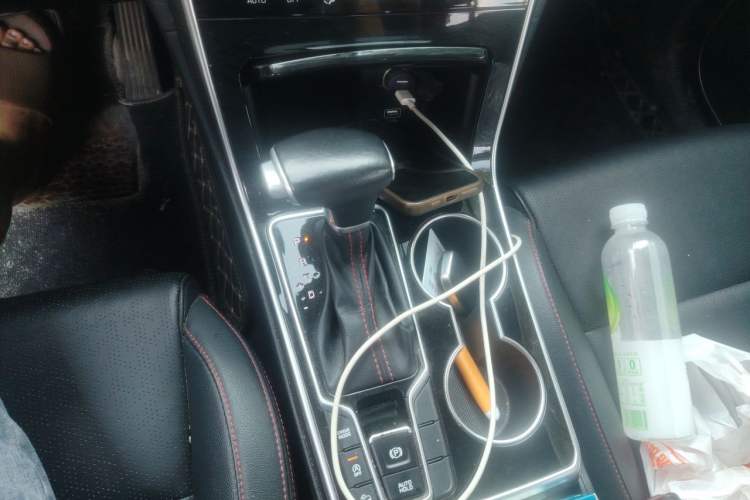 Used Kia KX5 2019 2.0L Automatic 2WD Comfort Edition Gear Lever