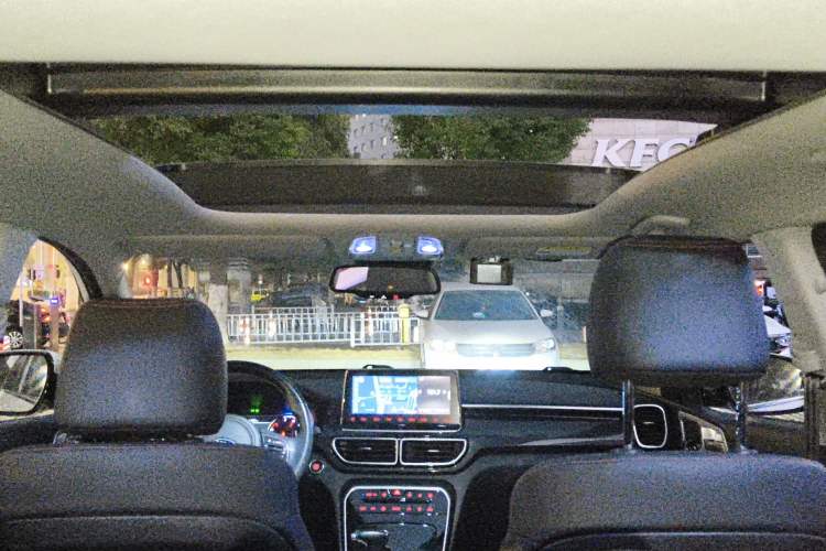 Used Kia KX5 2019 1.6T Automatic Two-Wheel Drive Luxury Edition Headliner
