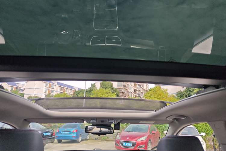 Used Kia KX5 2019 1.6T Automatic Two-Wheel Drive Luxury Edition Headliner