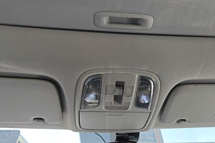 Used Kia KX5 2019 2.0L Automatic 2WD Comfort Edition Headliner