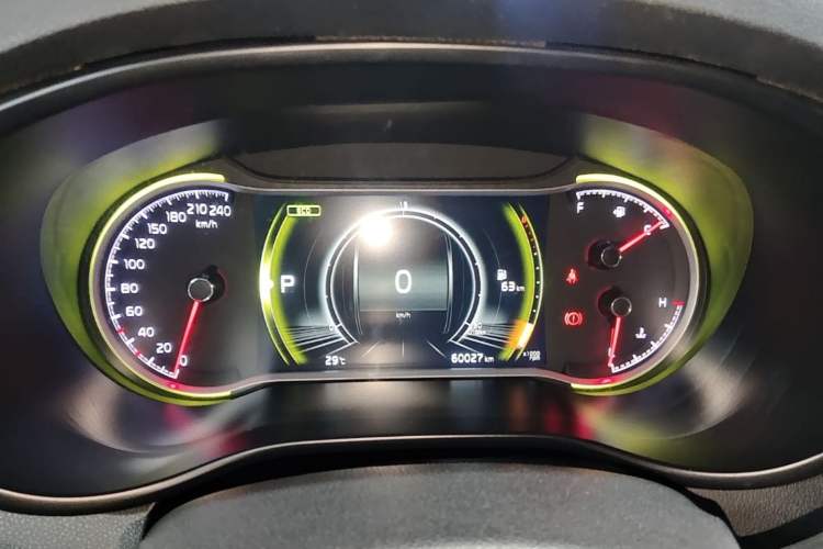 Used Kia KX5 2019 2.0L Automatic 2WD Comfort Edition Instrument Cluster