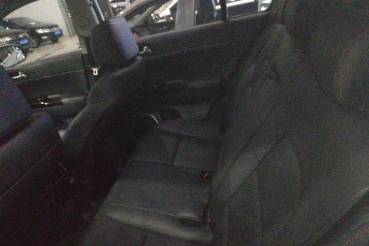 Used Kia KX5 2019 1.6T Automatic Two-Wheel Drive Elite Edition Interior 1