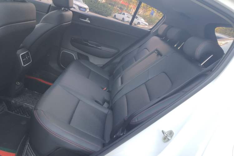 Used Kia KX5 2019 1.6T Automatic Two-Wheel Drive Luxury Edition Interior 1