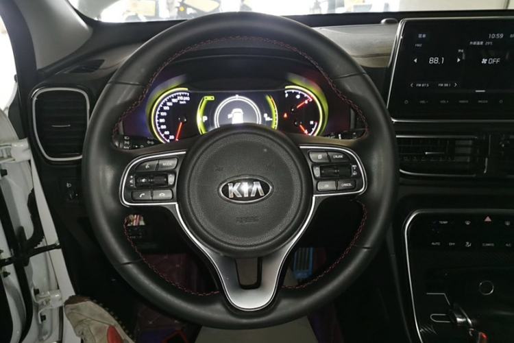 Used Kia KX5 2019 2.0L Automatic 2WD Comfort Edition Interior 1