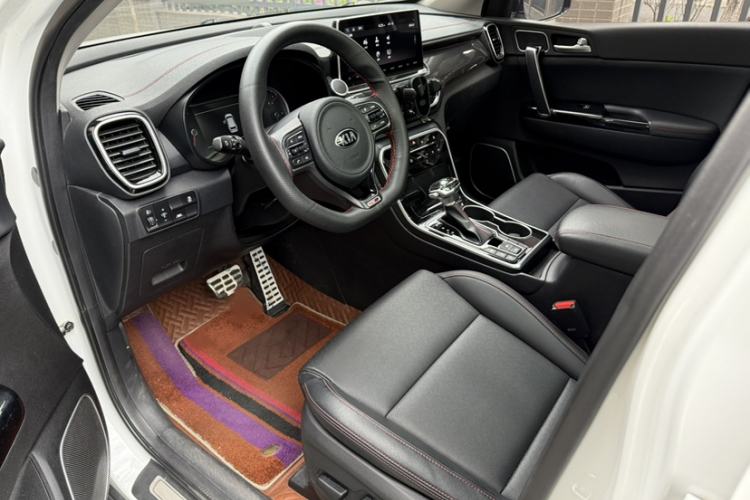 Used Kia KX5 2019 1.6T Automatic Two-Wheel Drive Luxury Edition Interior 2