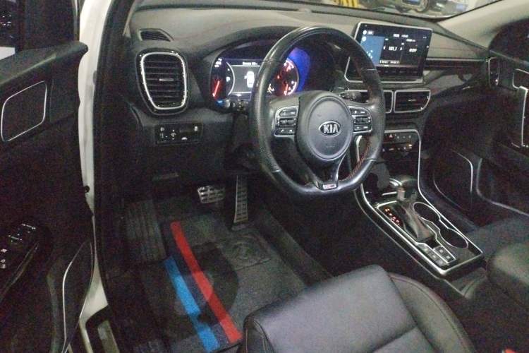 Used Kia KX5 2019 1.6T Automatic Two-Wheel Drive Elite Edition Interior 2