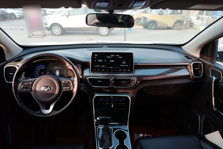 Used Kia KX5 2019 2.0L Automatic 2WD Comfort Edition Interior 2