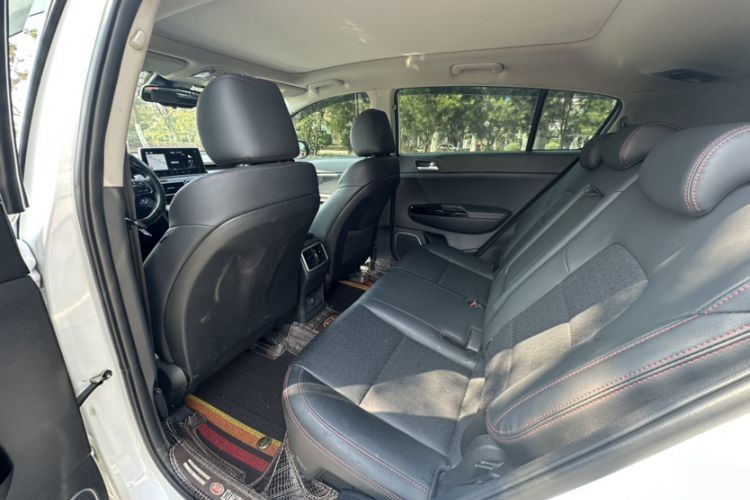 Used Kia KX5 2019 1.6T Automatic Two-Wheel Drive Luxury Edition Interior 2