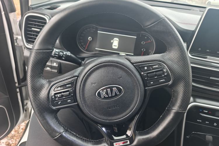 Used Kia KX5 2019 1.6T Automatic Two-Wheel Drive Luxury Edition Interior 2