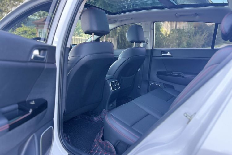 Used Kia KX5 2019 2.0L Automatic Two-Wheel Drive Fashion Edition Interior 7
