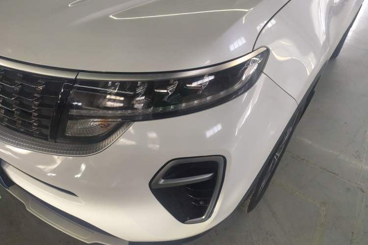 Used Kia KX5 2019 2.0L Automatic 2WD Comfort Edition Left Front Headlight