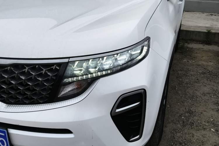 Used Kia KX5 2019 1.6T Automatic Two-Wheel Drive Elite Edition Left Front Headlight