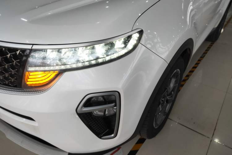 Used Kia KX5 2019 1.6T Automatic Two-Wheel Drive Luxury Edition Left Front Headlight