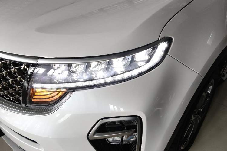 Used Kia KX5 2019 1.6T Automatic Two-Wheel Drive Luxury Edition Left Front Headlight