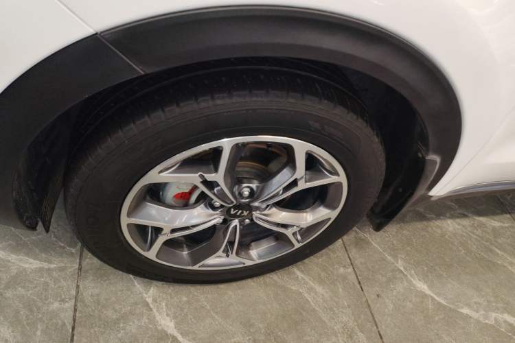 Used Kia KX5 2019 1.6T Automatic Two-Wheel Drive Luxury Edition Left Front Wheel Hub