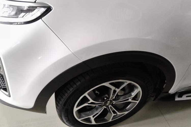 Used Kia KX5 2019 1.6T Automatic Two-Wheel Drive Luxury Edition Left Front Wheel Hub
