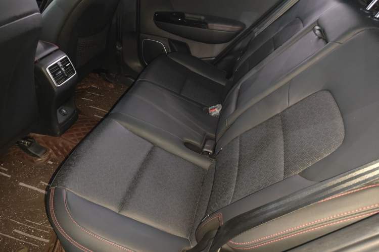 Used Kia KX5 2019 1.6T Automatic Two-Wheel Drive Luxury Edition Left Rear Seat