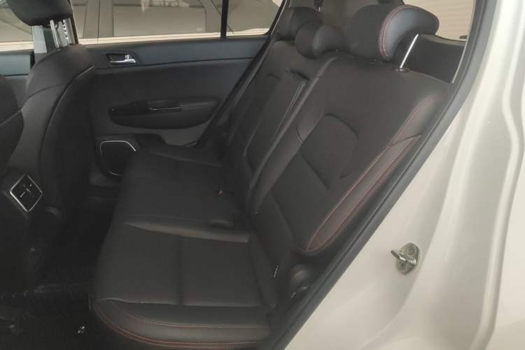 Used Kia KX5 2019 1.6T Automatic Two-Wheel Drive Luxury Edition Left Rear Seat