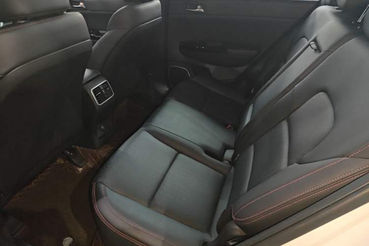 Used Kia KX5 2019 1.6T Automatic Two-Wheel Drive Luxury Edition Left Rear Seat