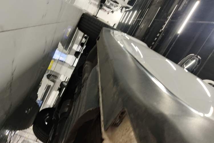 Used Kia KX5 2019 2.0L Automatic 2WD Comfort Edition Left Side Sill
