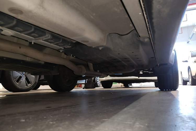 Used Kia KX5 2019 1.6T Automatic Two-Wheel Drive Luxury Edition Left Side Sill