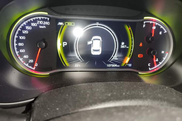 Used Kia KX5 2019 1.6T Automatic Two-Wheel Drive Luxury Edition Odometer Close Up