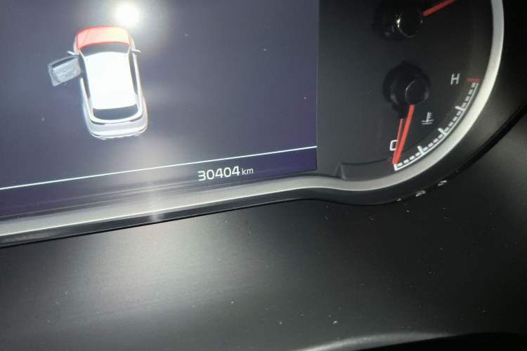 Used Kia KX5 2019 1.6T Automatic Two-Wheel Drive Luxury Edition Odometer Close Up