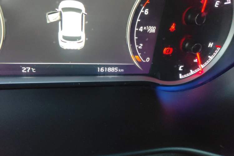 Used Kia KX5 2019 1.6T Automatic Two-Wheel Drive Elite Edition Odometer Close Up
