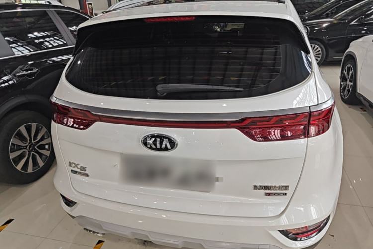 Used Kia KX5 2019 1.6T Automatic Two-Wheel Drive Luxury Edition Rear