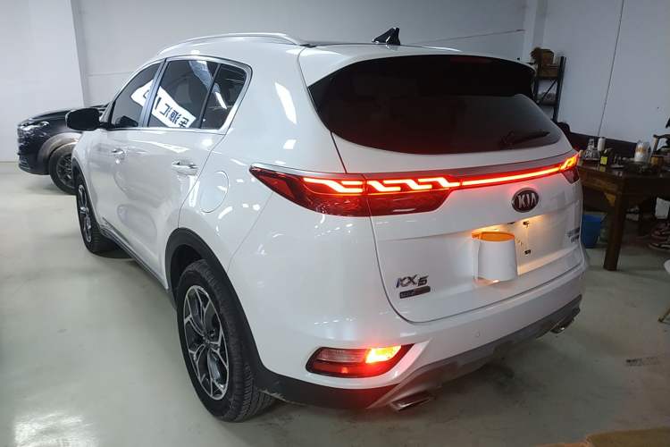 Used Kia KX5 2019 1.6T Automatic Two-Wheel Drive Luxury Edition Rear Left 45 Deg
