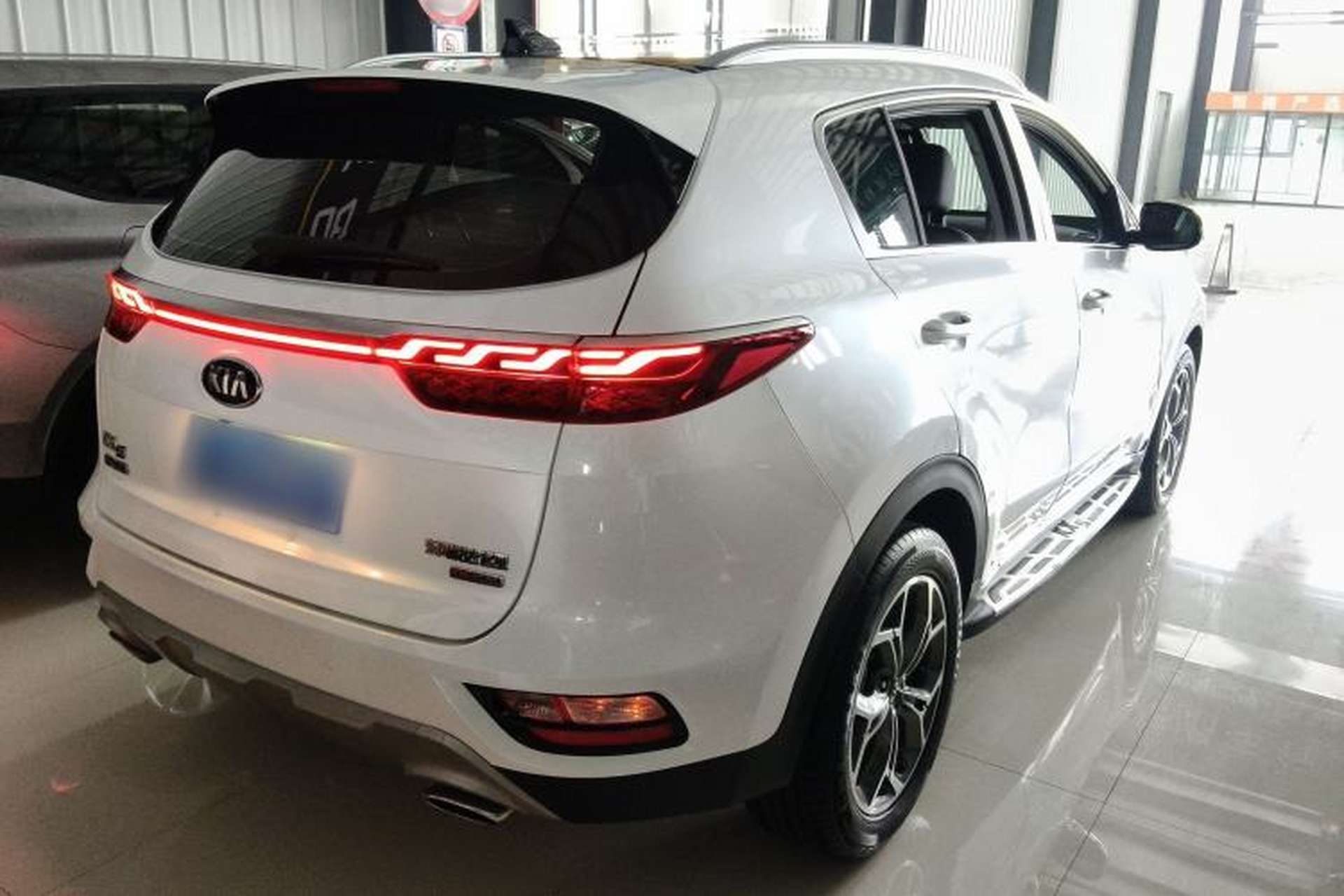 Used Kia KX5 2019 1.6T Automatic Two-Wheel Drive Luxury Edition Rear Right 45 Deg