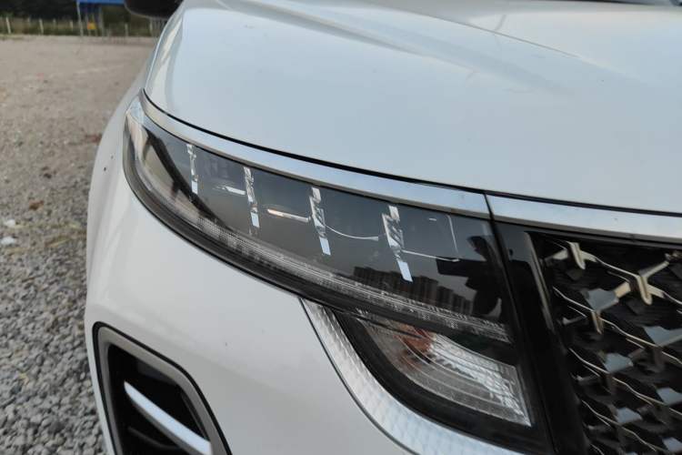 Used Kia KX5 2019 1.6T Automatic Two-Wheel Drive Elite Edition Right Front Headlight