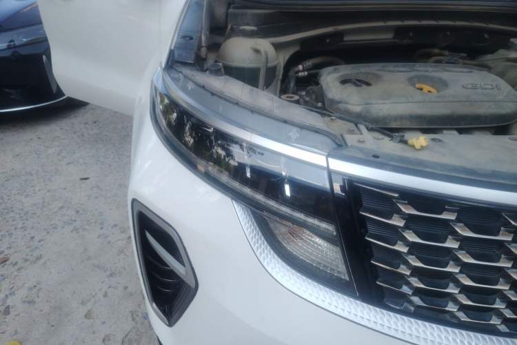 Used Kia KX5 2019 2.0L Automatic 2WD Comfort Edition Right Front Headlight